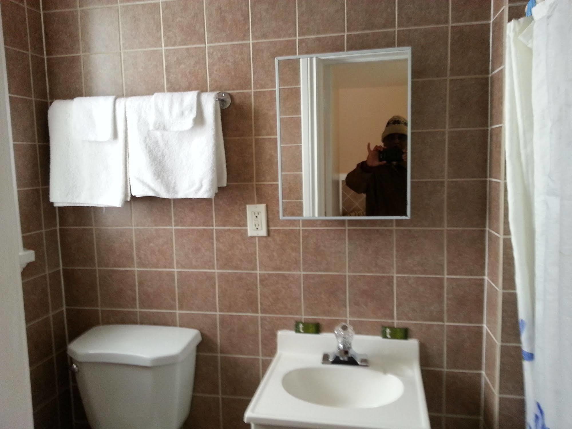 Pleasant Stay Motel Ancaster Екстериор снимка